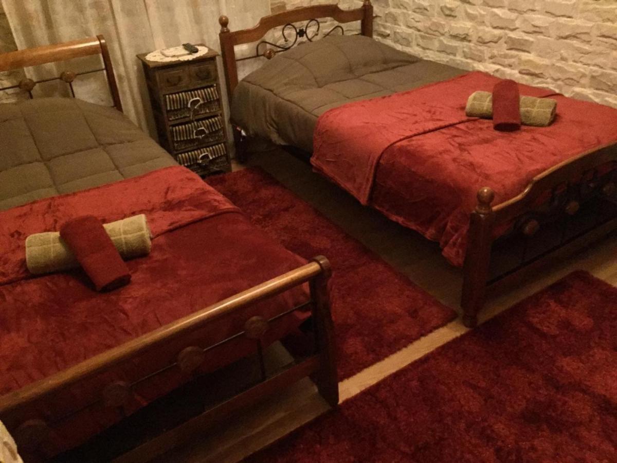 The Love Holiday House Tris Elies Екстериор снимка
